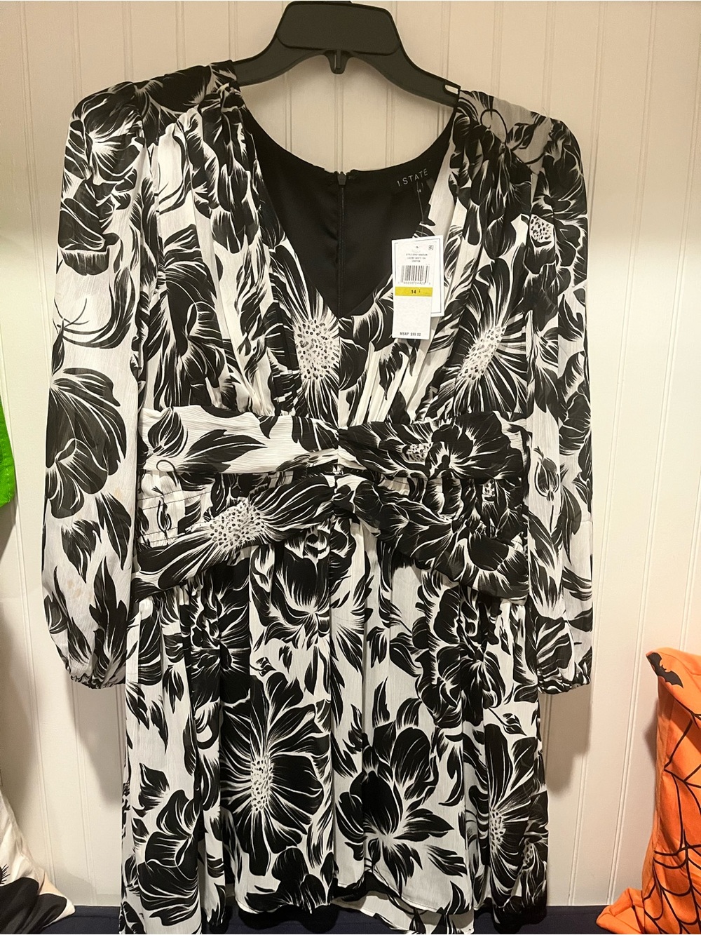 1. State Black & White Floral V-Neck Women's Dress size 14 New